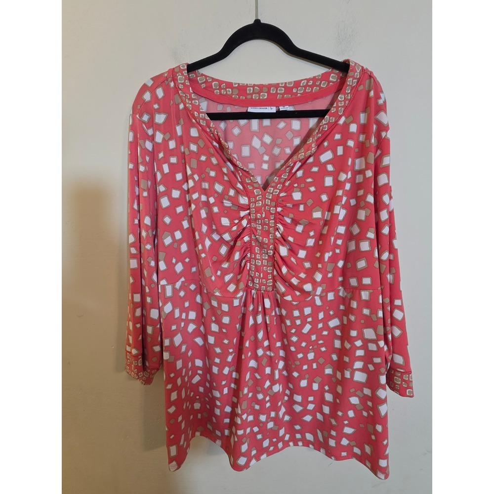 Susan Graver Liquid Knit V-Neck Tunic Top Coral Geometric Print 3X‎ A251528